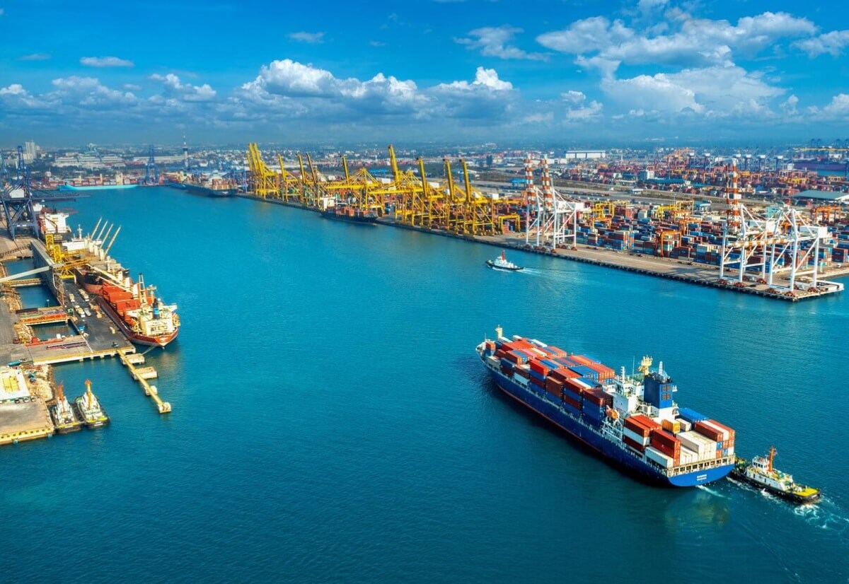 paczki morskie i lotnicze